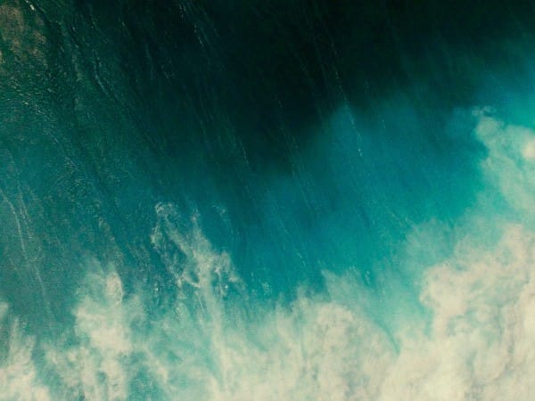 Vintage Ocean Worship Background